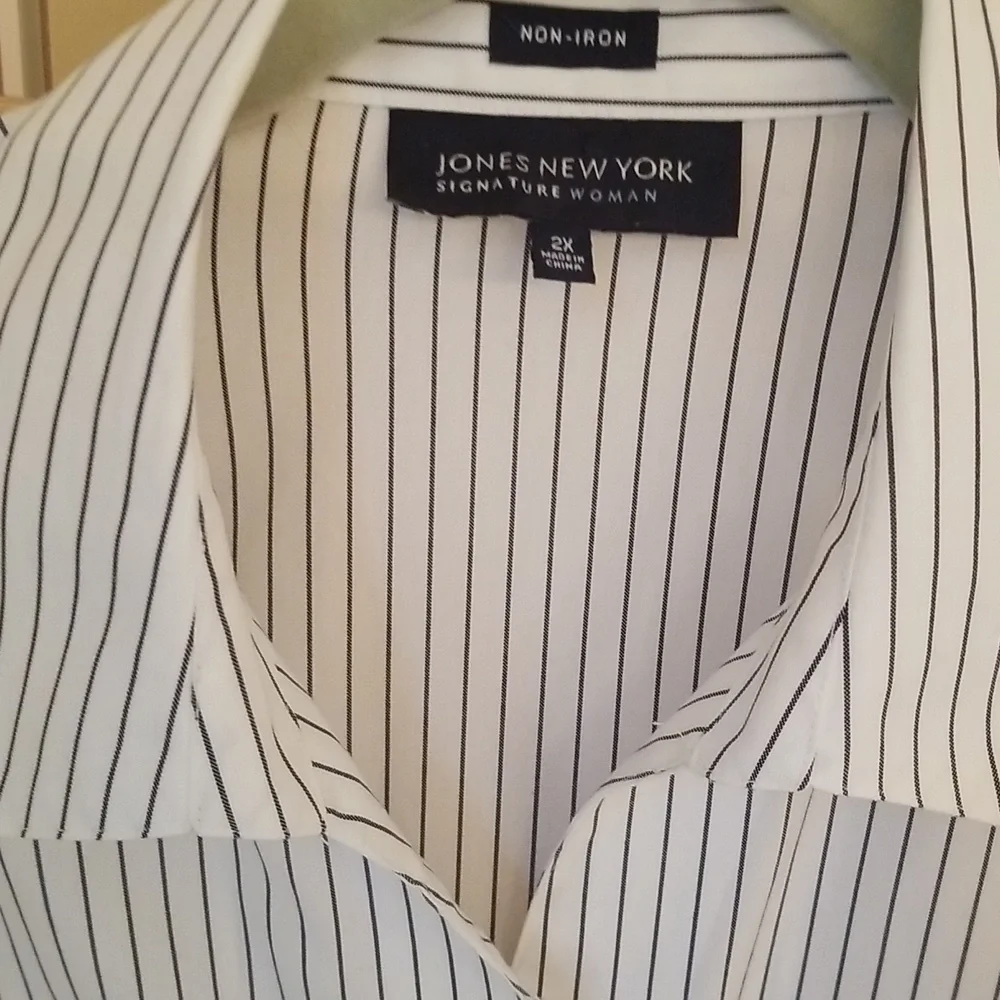Shirt - Picture 2 of 2